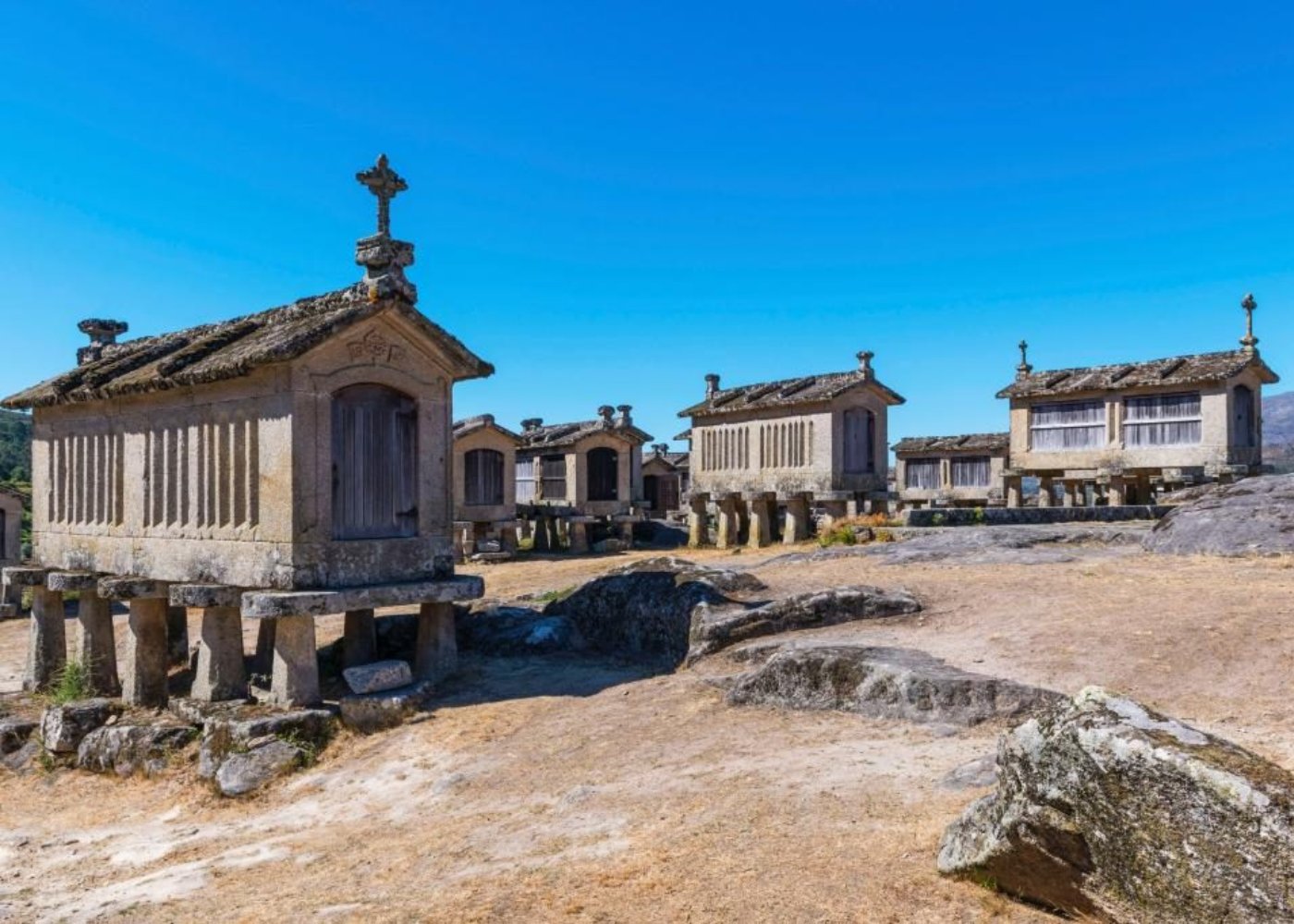 espigueiros de lindoso