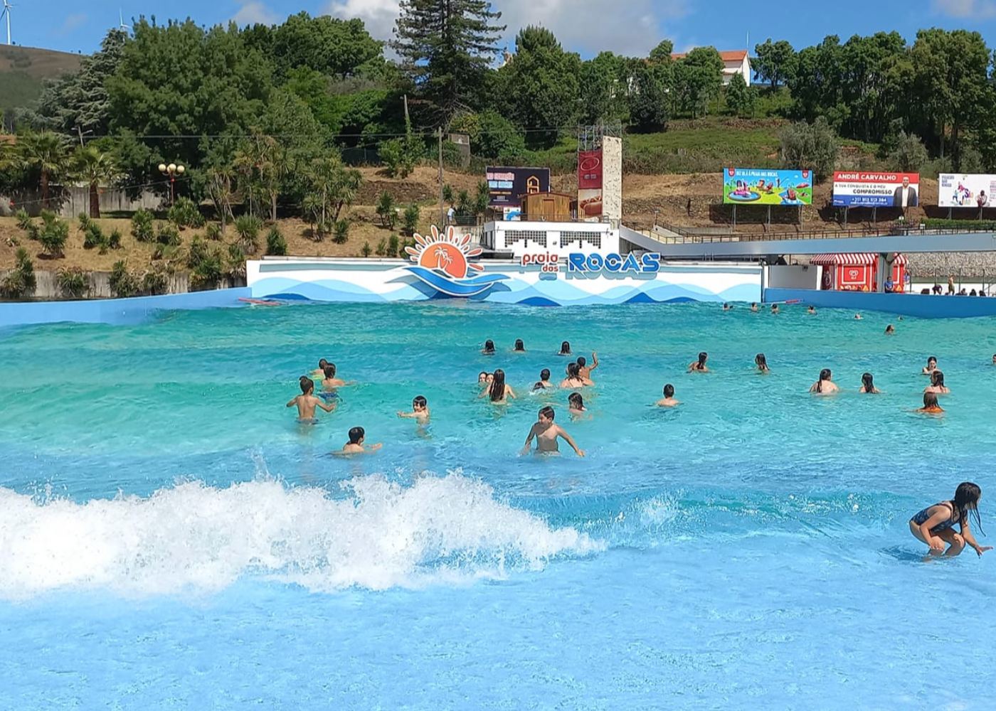 ondas na Praia das Rocas