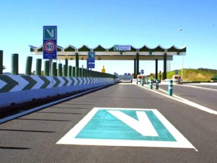 via verde dá luz amarela