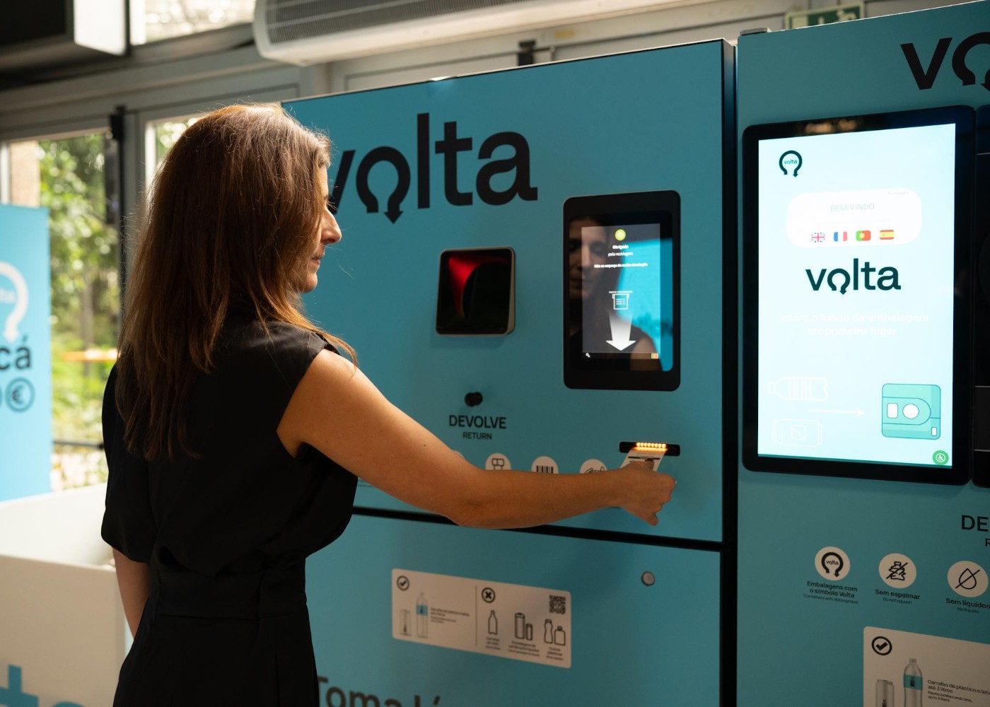 mulher a utilizar o Volta