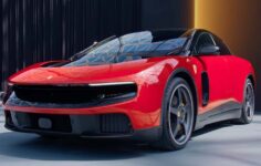 novo ferrari luce