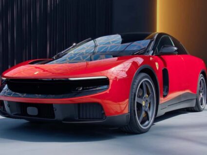 novo ferrari luce