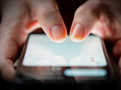 polegar do smartphone