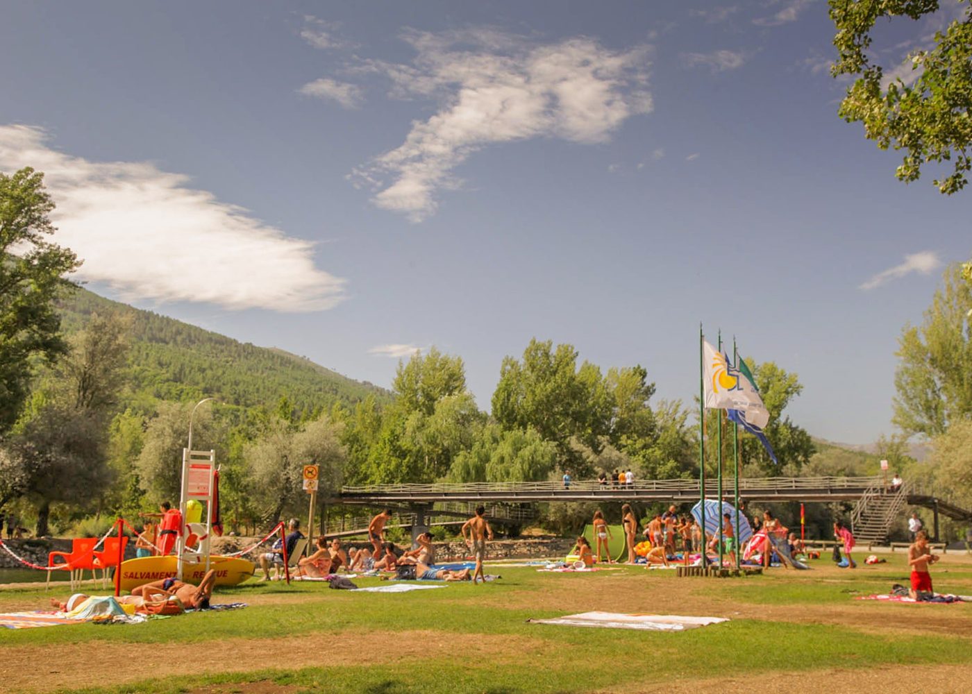 praia fluvial