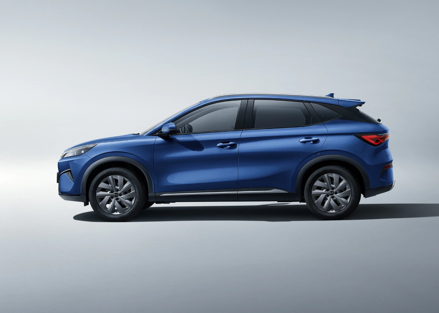 lateral do BYD Atto 3 EVO