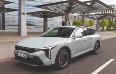 kia k4 sportswagon