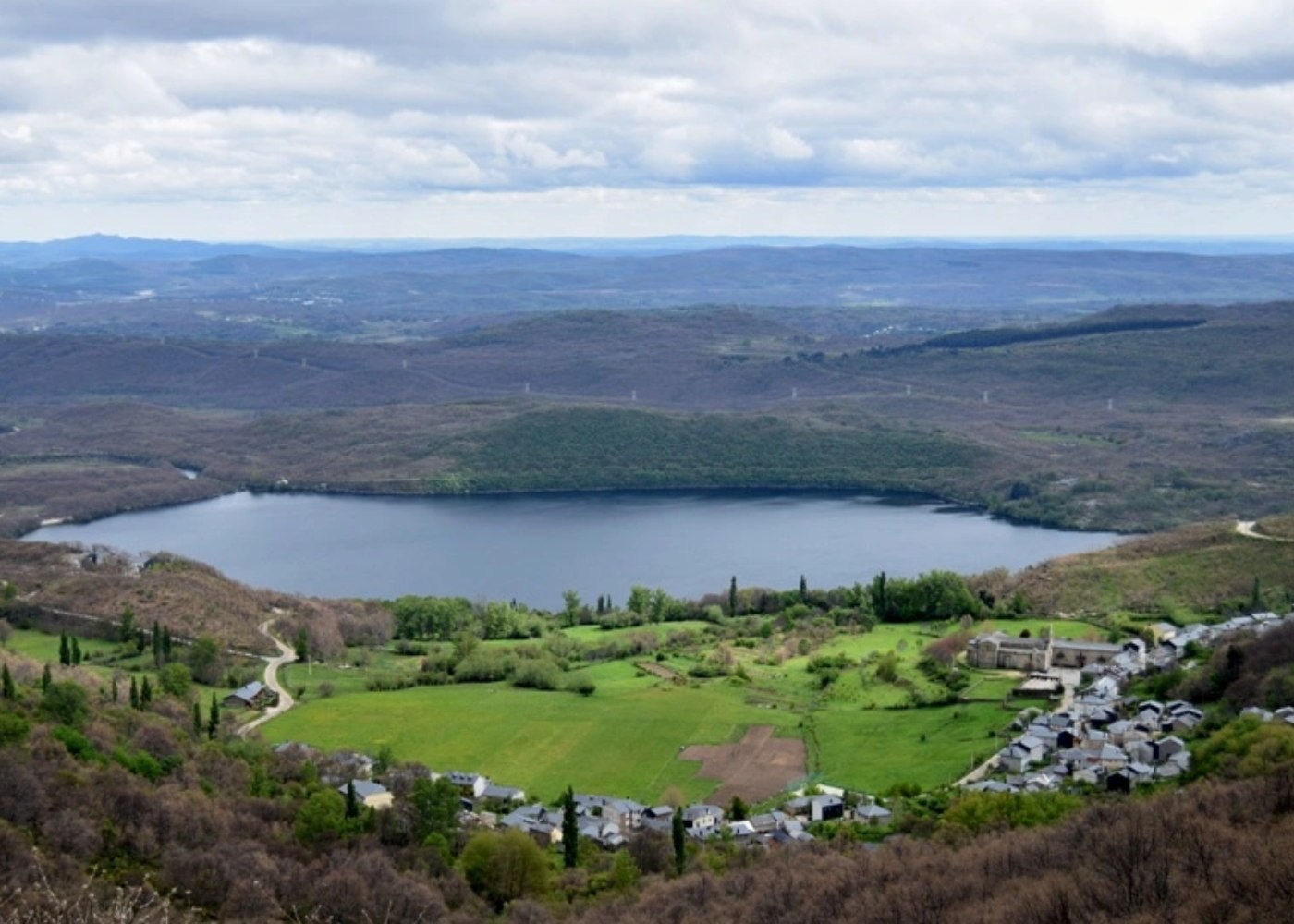 vista do lago de sanábria