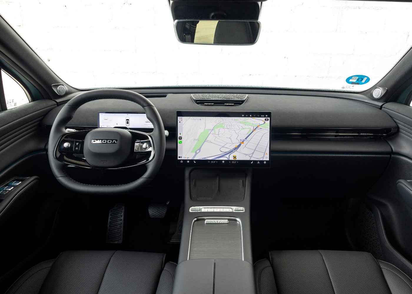 interior do Omoda 7