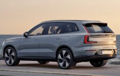 Volvo EX90