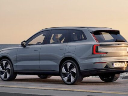 Volvo EX90