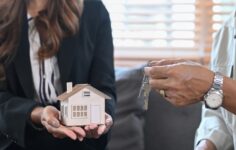 comprar casa com inquilino